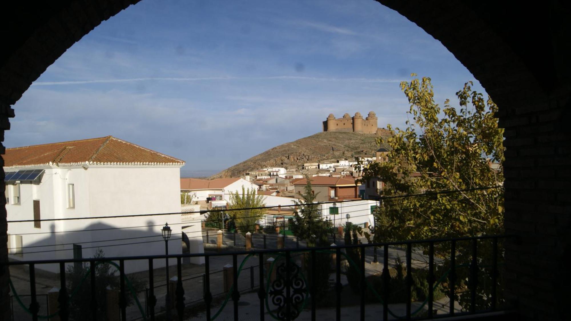 Labella - Hostal Rural Restaurante La Calahorra Esterno foto