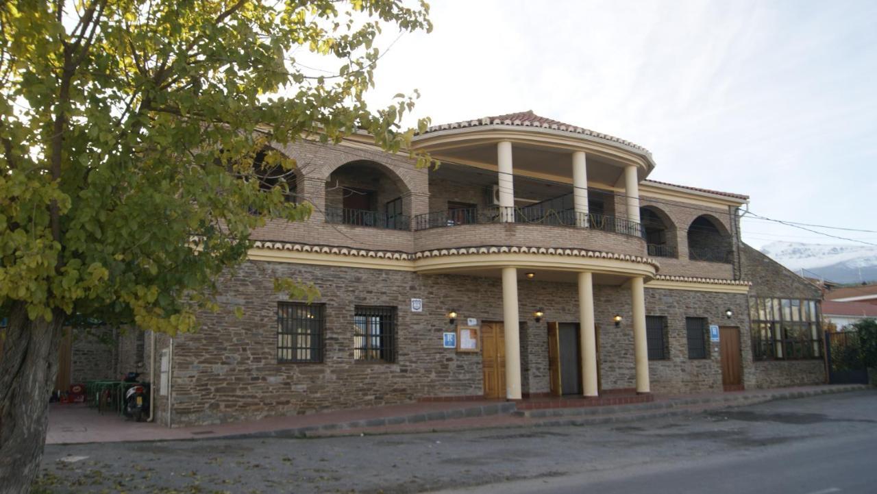 Labella - Hostal Rural Restaurante La Calahorra Esterno foto