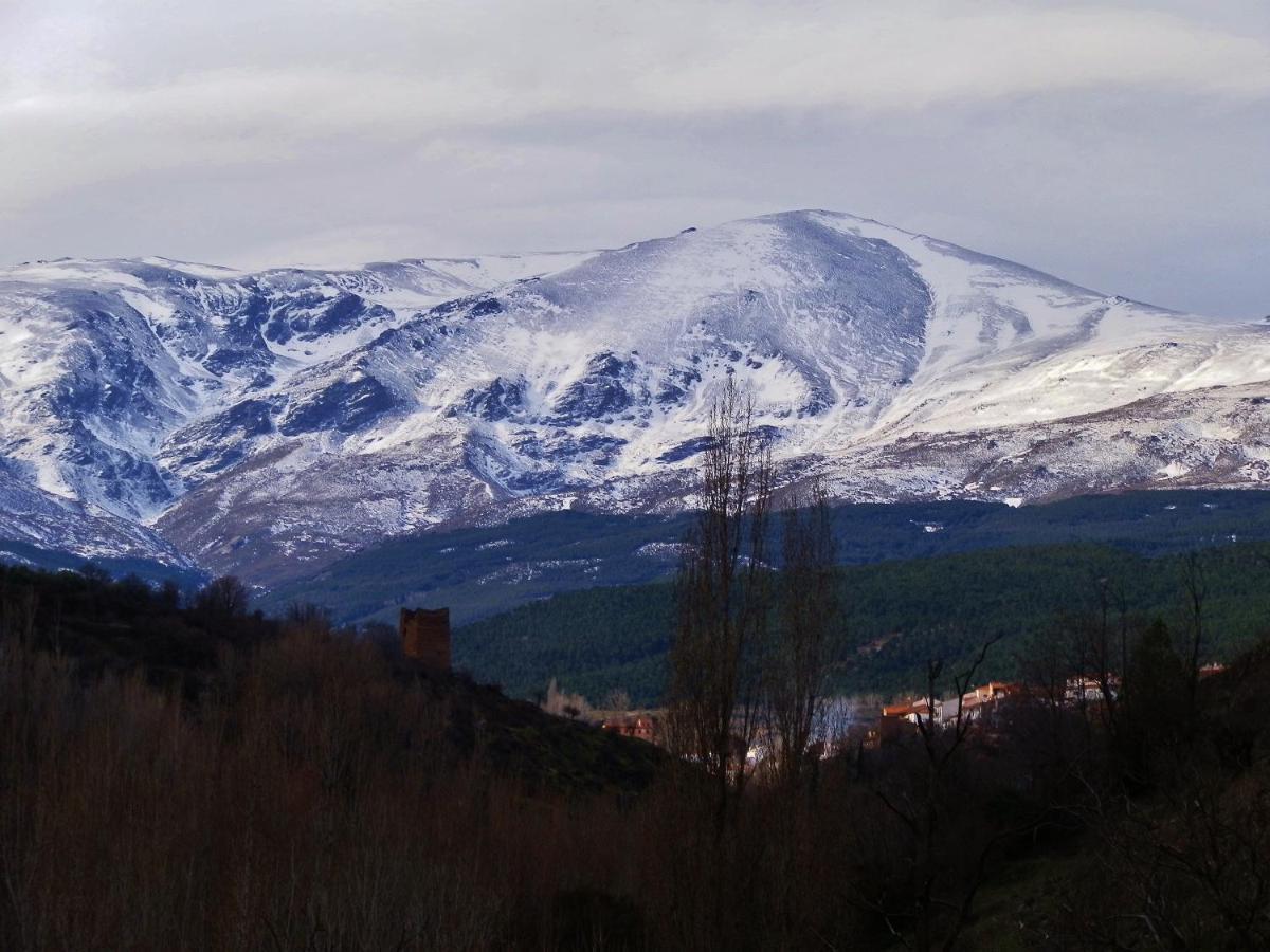 Labella - Hostal Rural Restaurante La Calahorra Esterno foto