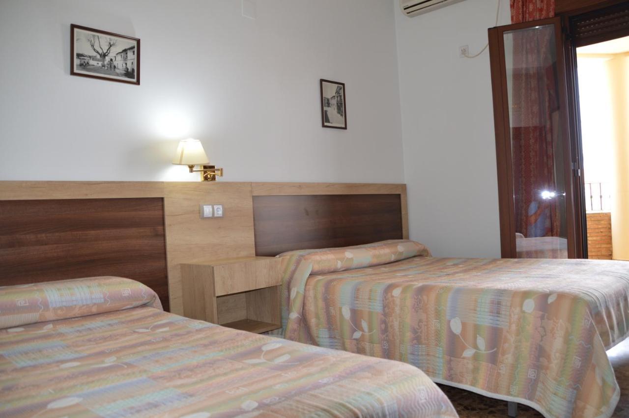 Labella - Hostal Rural Restaurante La Calahorra Esterno foto