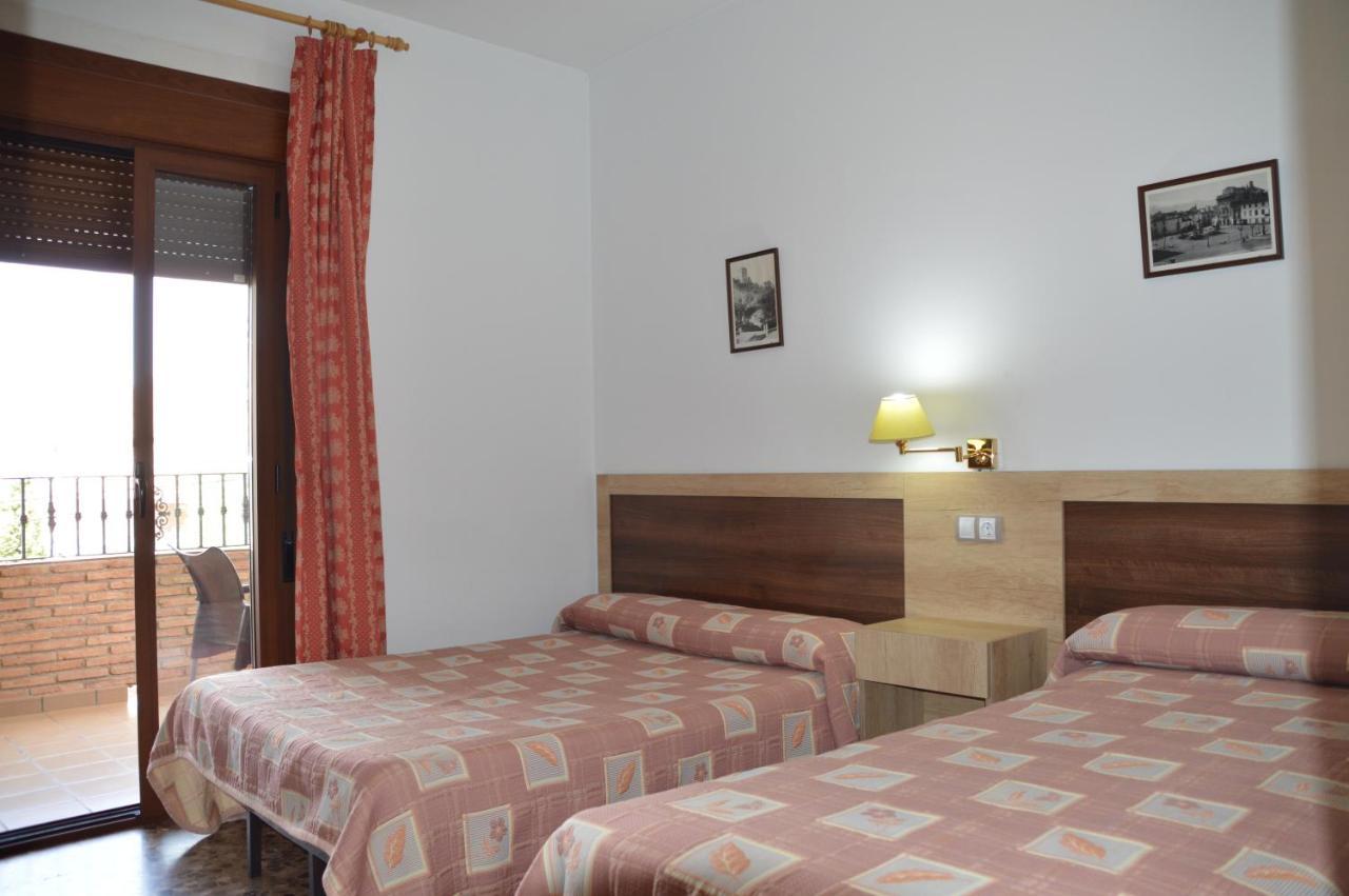 Labella - Hostal Rural Restaurante La Calahorra Esterno foto