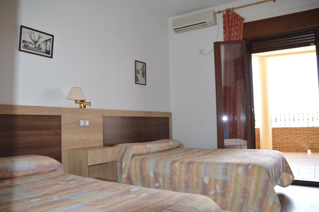 Labella - Hostal Rural Restaurante La Calahorra Esterno foto